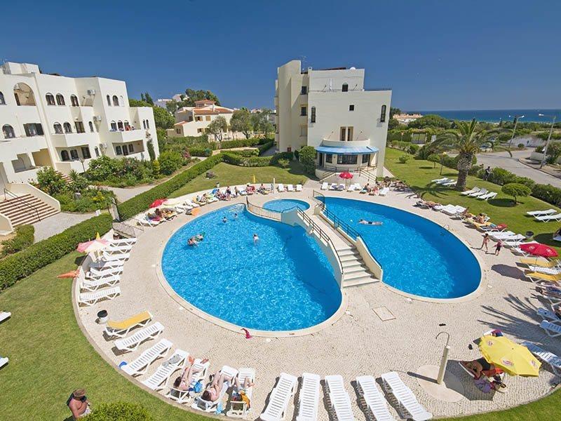 Clube Alvorferias Aparthotel Exteriör bild